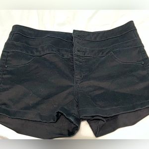 Tinseltown Black Shorts with Pockets